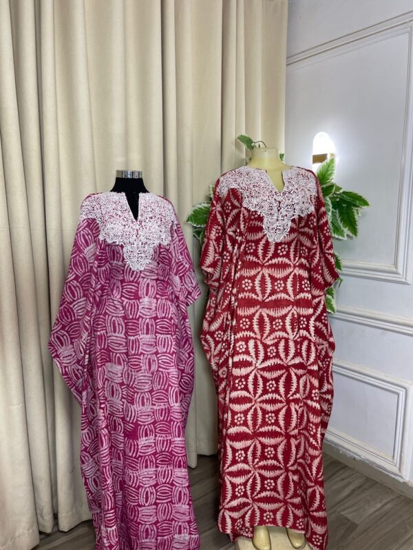 f7264143-2ca2-48a8-820a-5cda40c8c7bd Adire boubou